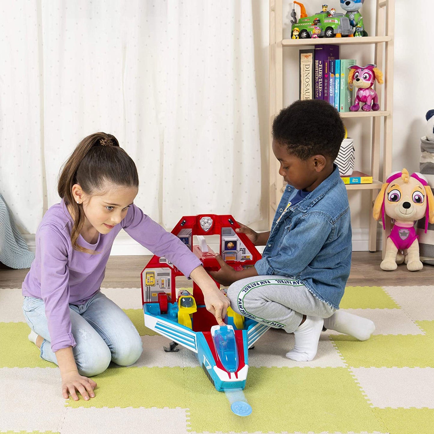 Paw Patrol Super Paws 2 in 1 Deluxe Transforming Mighty Pups Jet Command Center