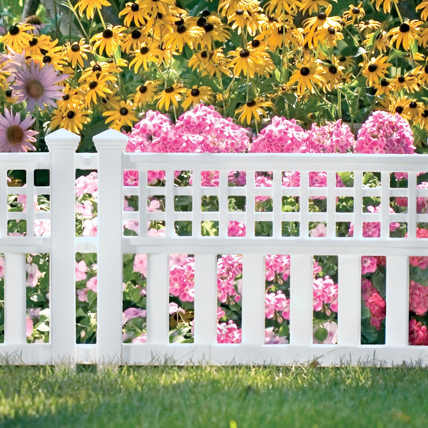 Suncast Grand View 14.5 x 24 Inch Yard Garden Border Fence Panel, White (2 Pack)