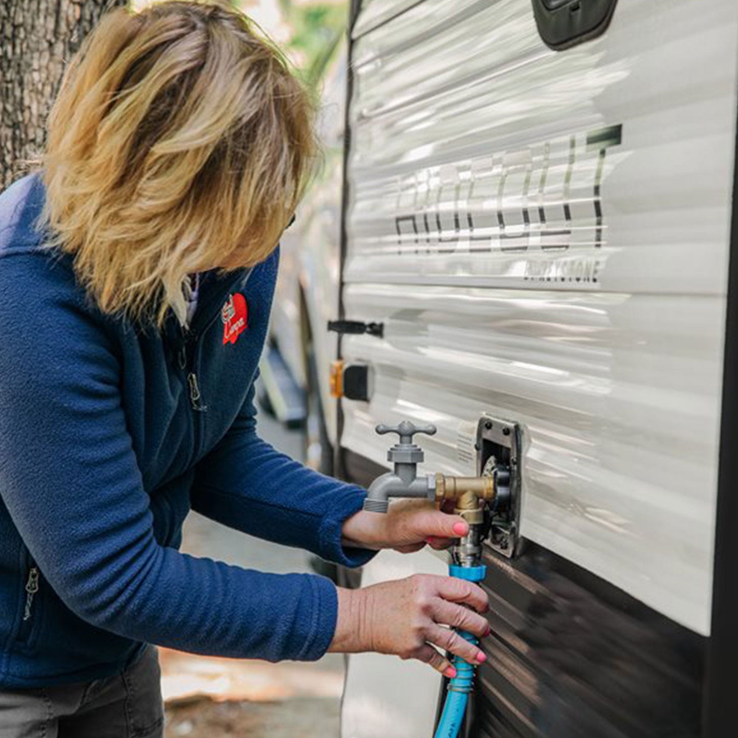 Camco 40054 50 to 60 PSI RV Durable Stainless Steel Water Pressure Regulator