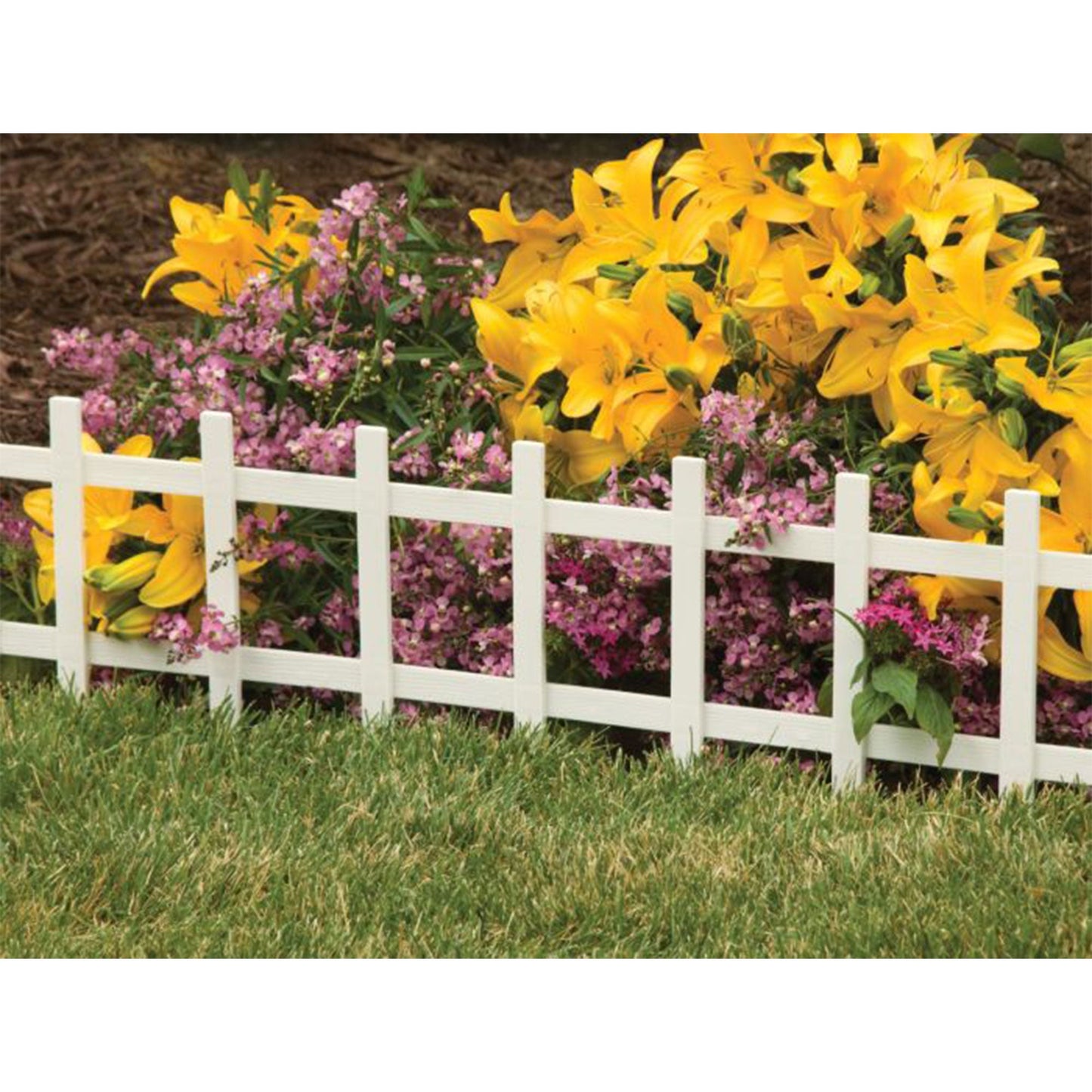 Suncast Cape Cod Styling Long Border Fence w/ Interlocking Tabs, White (4 Pack)