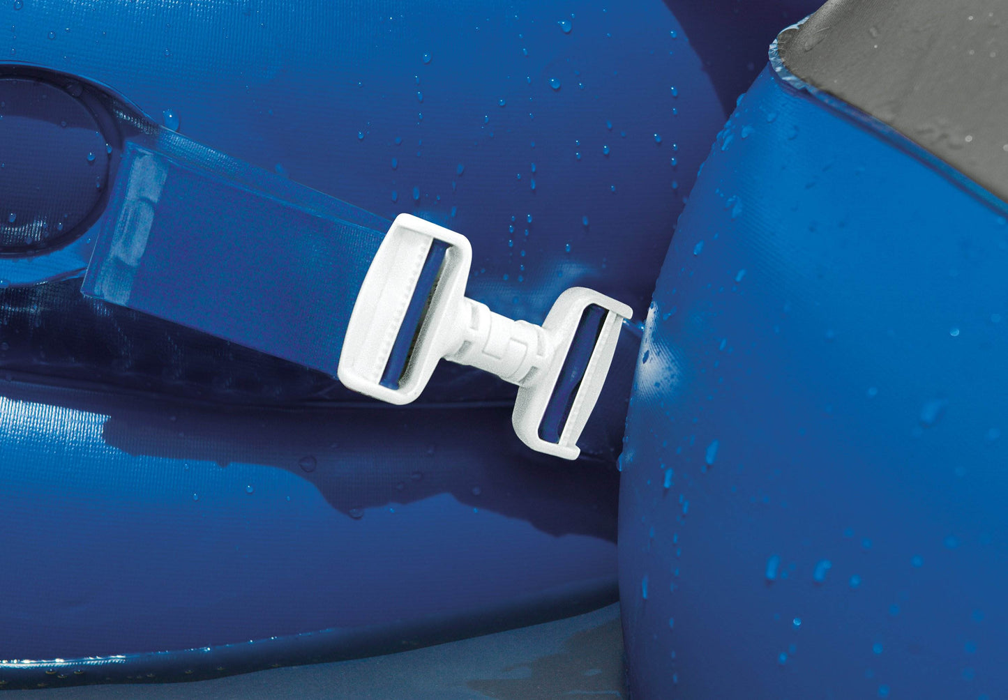 INTEX River Run Connect Inflatable Tube (4 Pack) & Mega Chill II Beverage Float