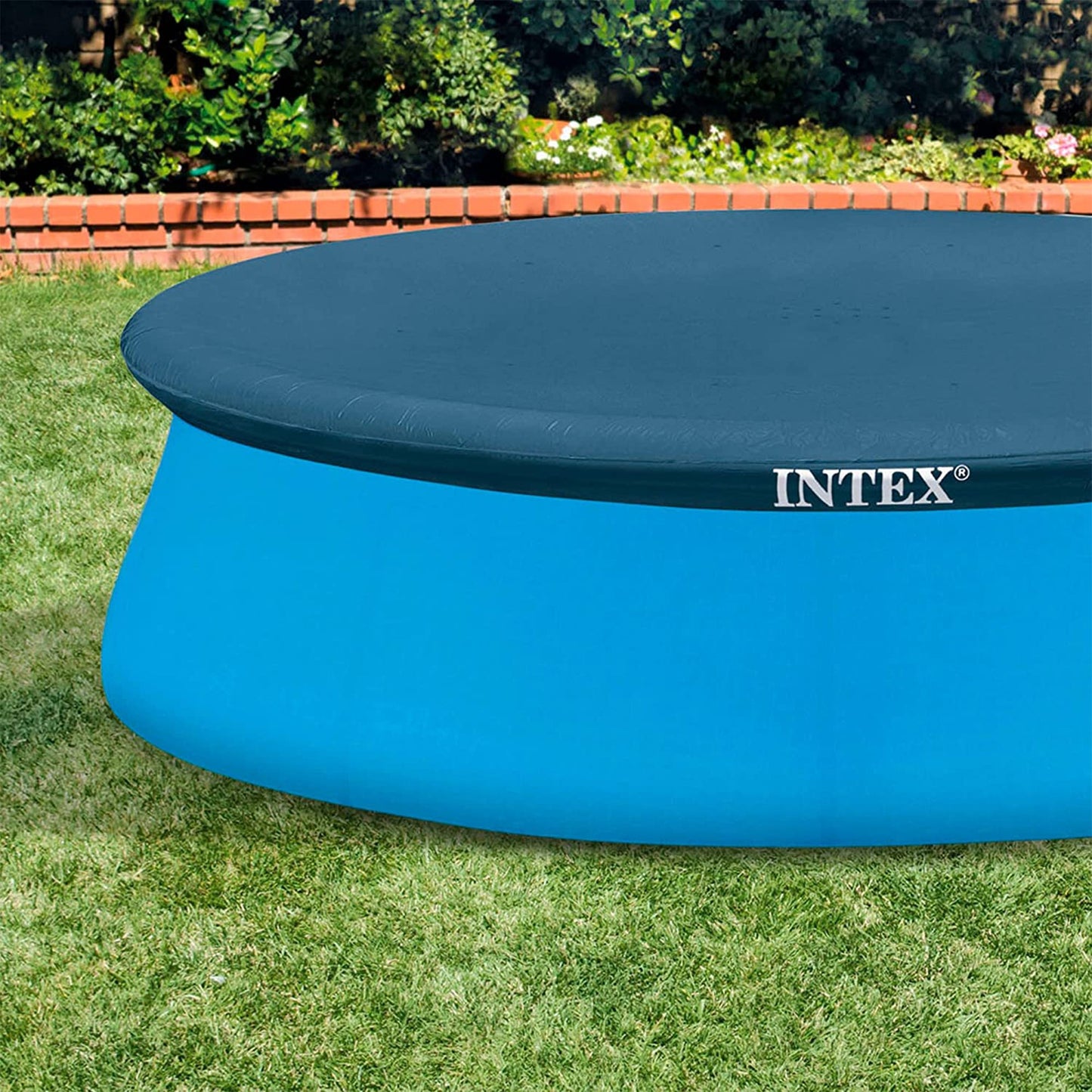 Intex 8' Round Cover for Above Ground Pools with 7" Floating Chlorine Dispenser