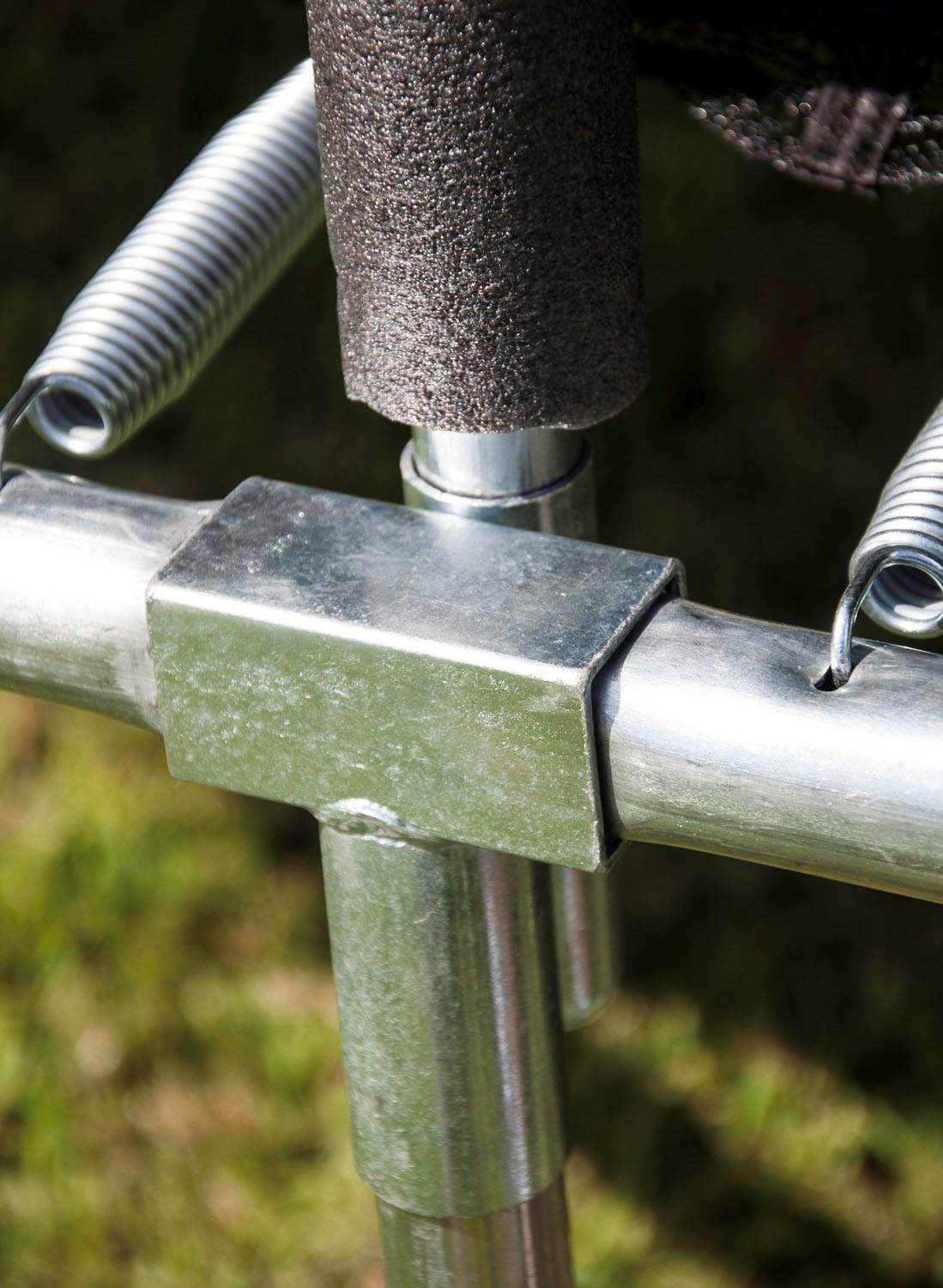 JumpKing 10 Foot Outdoor Trampoline  78sqft & Safety Net Enclosure, Blue JK10VC1