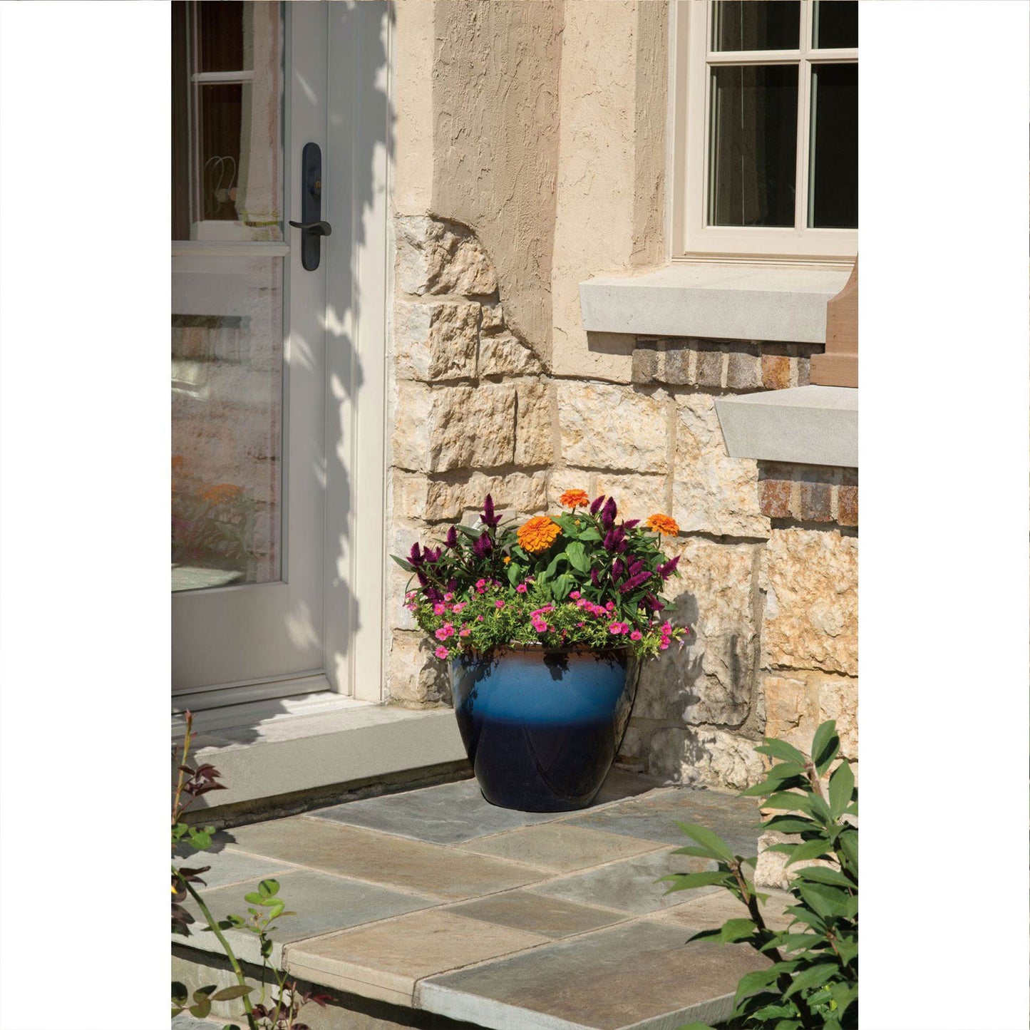 Suncast 1606NP36 Seneca 16" Ombre Decorative Durable Resin Planter Blue & Brown