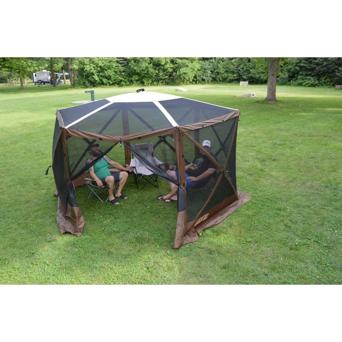 CLAM Quick-Set Escape Sky Screen Canopy Shelter + 6 Pack of Wind and Sun Panels