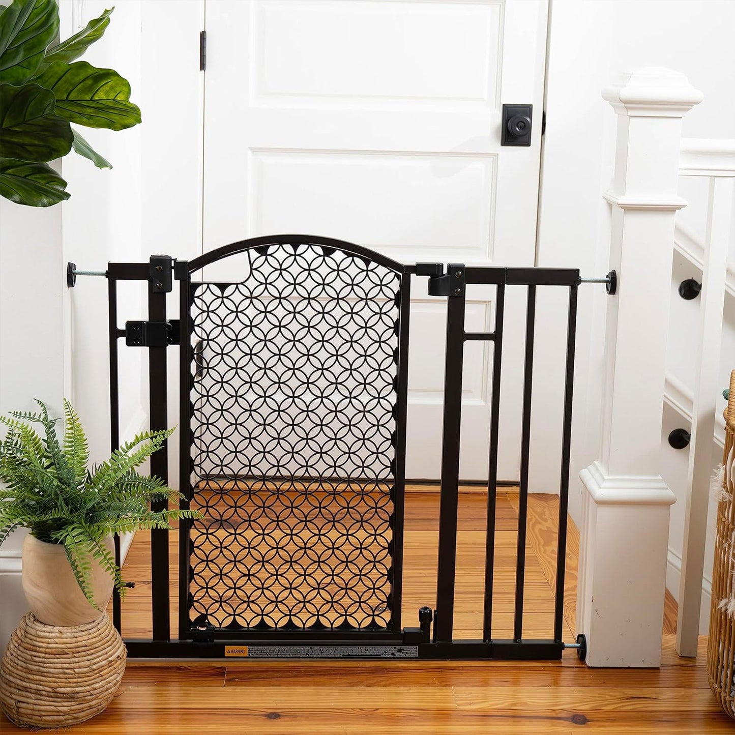 Summer Infant Union Arch 28 to 42 Inch Pressure Mount Baby & Pet Safety Gate