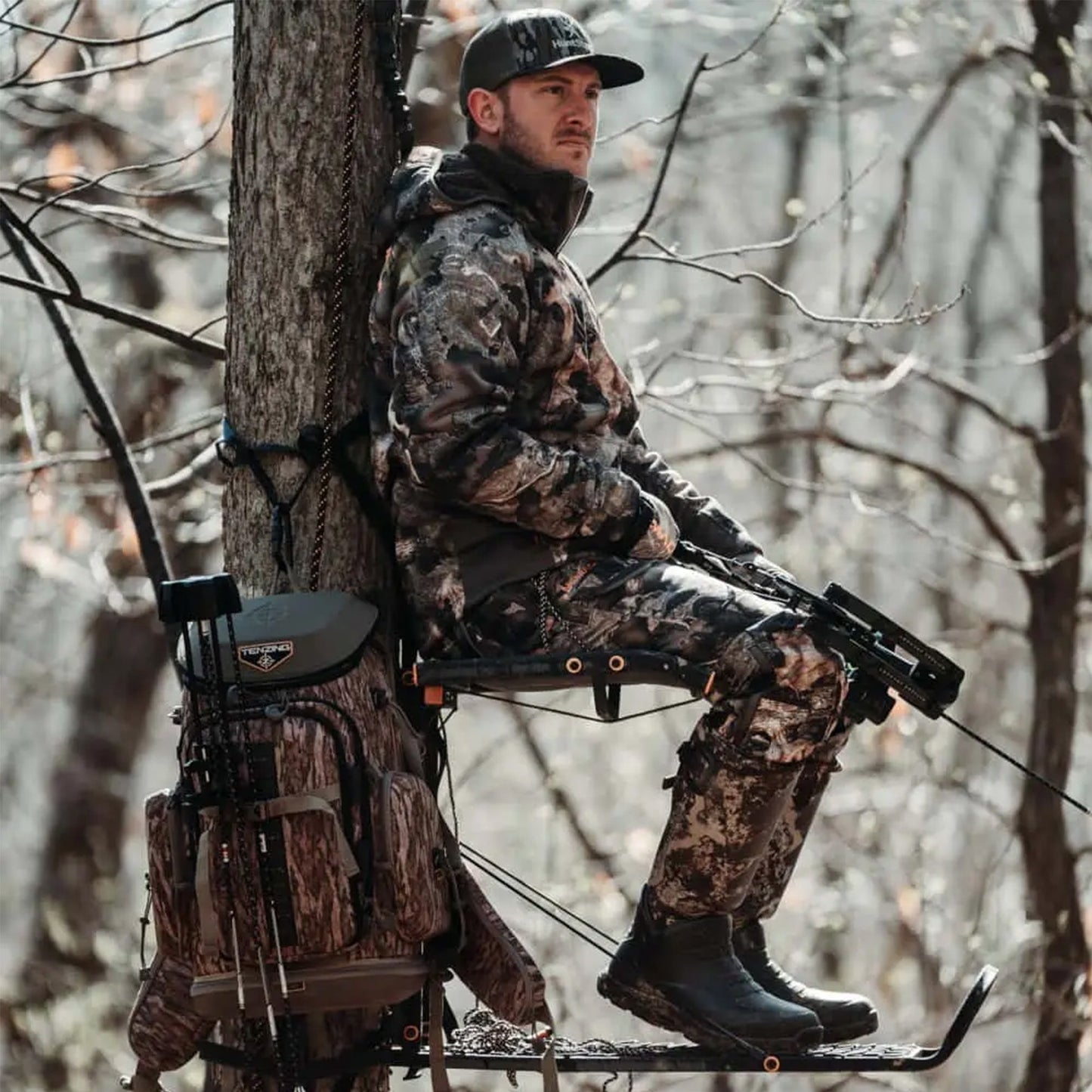 Muddy The Boss XL Hang On 1 Person Deer Hunting Tree Stand, Extra Wide Platform