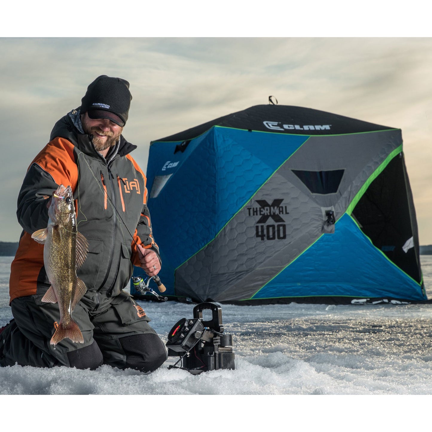 CLAM X-400 Portable 8 Ft 6 Person Pop Up Ice Fishing Thermal Hub Shelter Tent