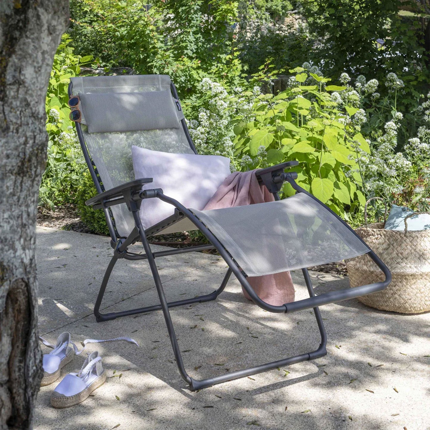 Lafuma R-Clip Batyline Iso Relaxation Zero Gravity Outdoor Lounge Recliner Ocean