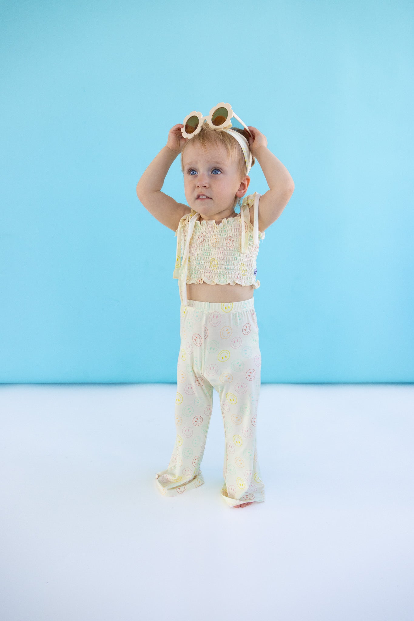 PASTEL SMILES DREAM SMOCKED FLARE SET