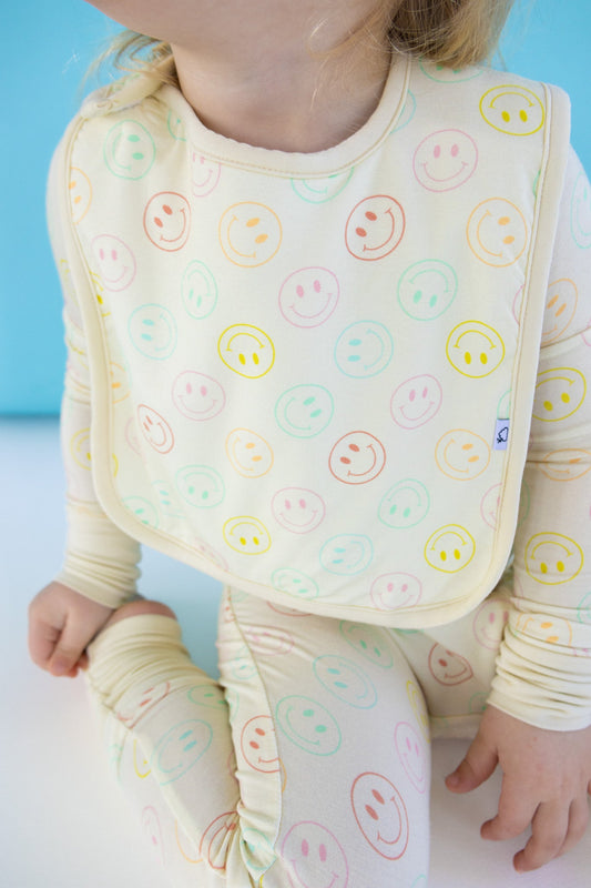 PASTEL SMILES DREAM BABY BIB