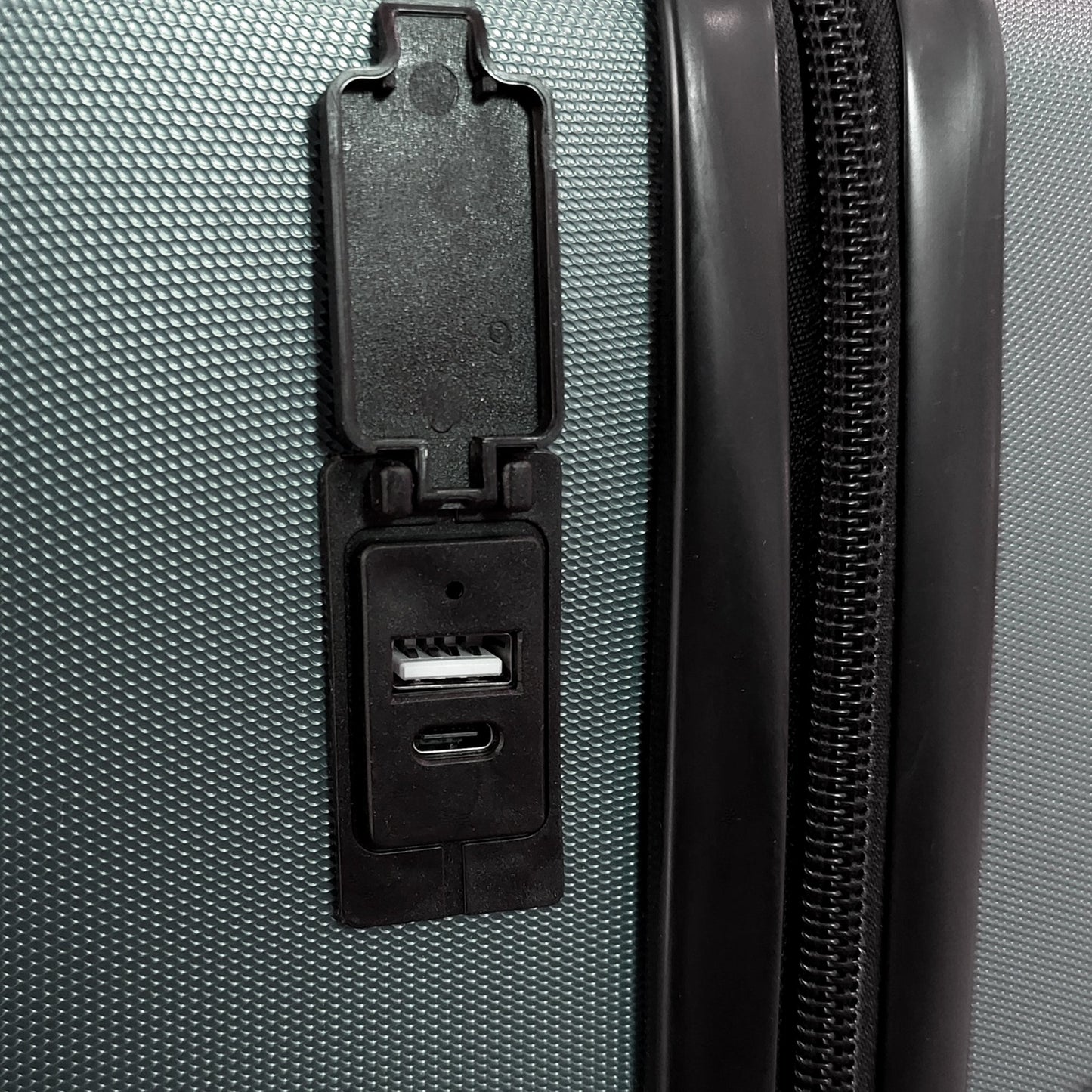 TACH V3.1 Connectable Hardside Luggage Set, 3 Piece Set, Gray