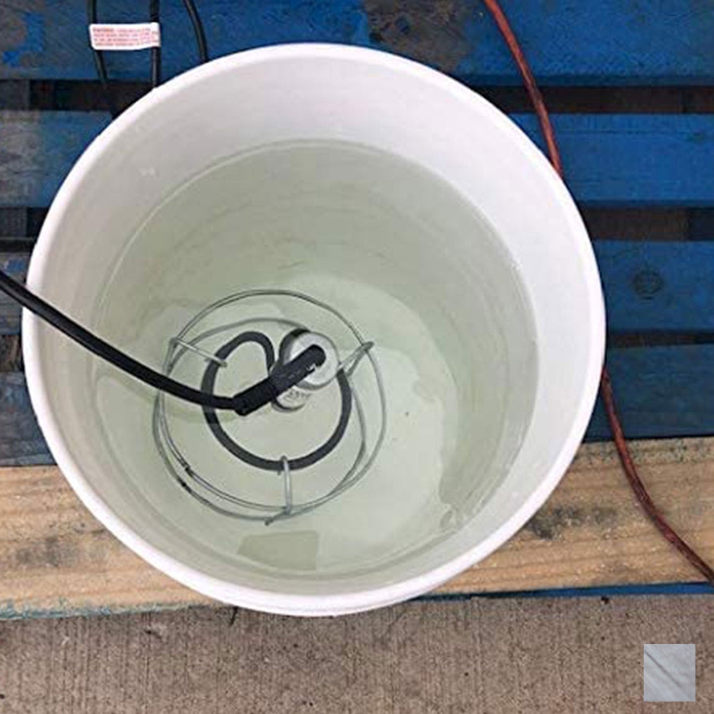 Farm Innovators W-449 Submergible Bucket Heater with Attached Guard, 1000 Watt
