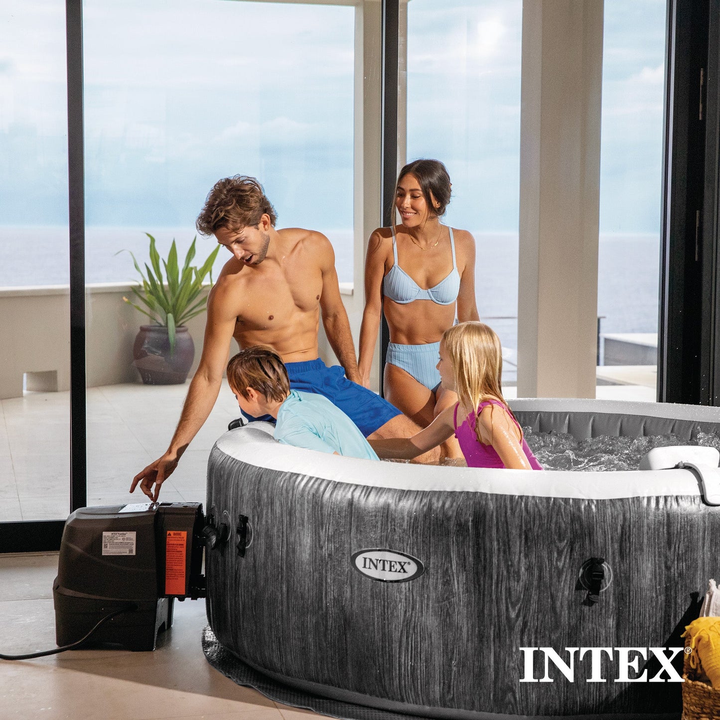 Intex PureSpa Plus 6 Person Portable Inflatable Round Hot Tub Spa with 170 Jets