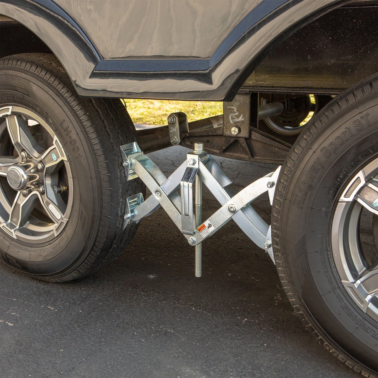 PoleStar 10201099 XX Chock Stabilizer for Tandem Axle RV and Cargo Trailers, 2pk