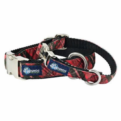 Classic Winter Plaid Velvet Essential Dog Collar