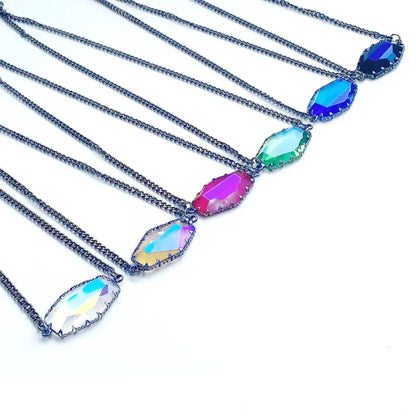 Melania Clara Geometrical Shaped Crystal Pendant Necklace