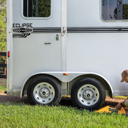 Camco Trailer Aid PLUS Tandem Trailer Tire Changing Ramp with  5.5" Lift, Yellow