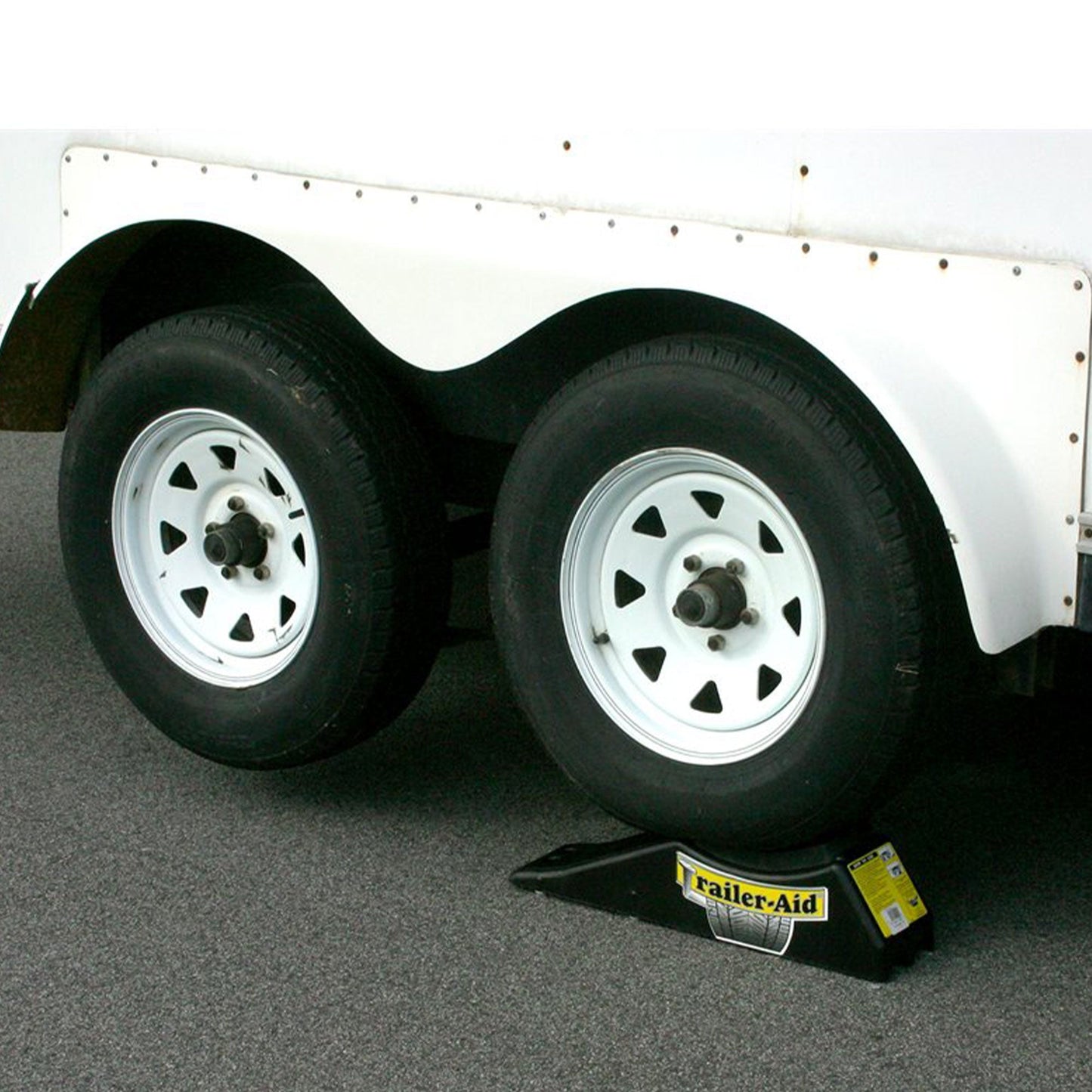Camco Trailer Aid PLUS Tandem Trailer Tire Changing Ramp with  5.5" Lift, Black