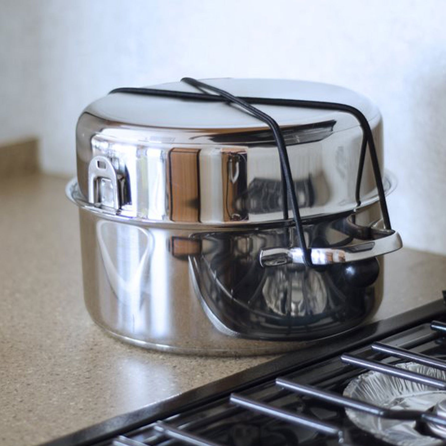 Camco 10 Piece Stainless Steel Cookware Nesting Pot Set w/Handle & Storage Strap