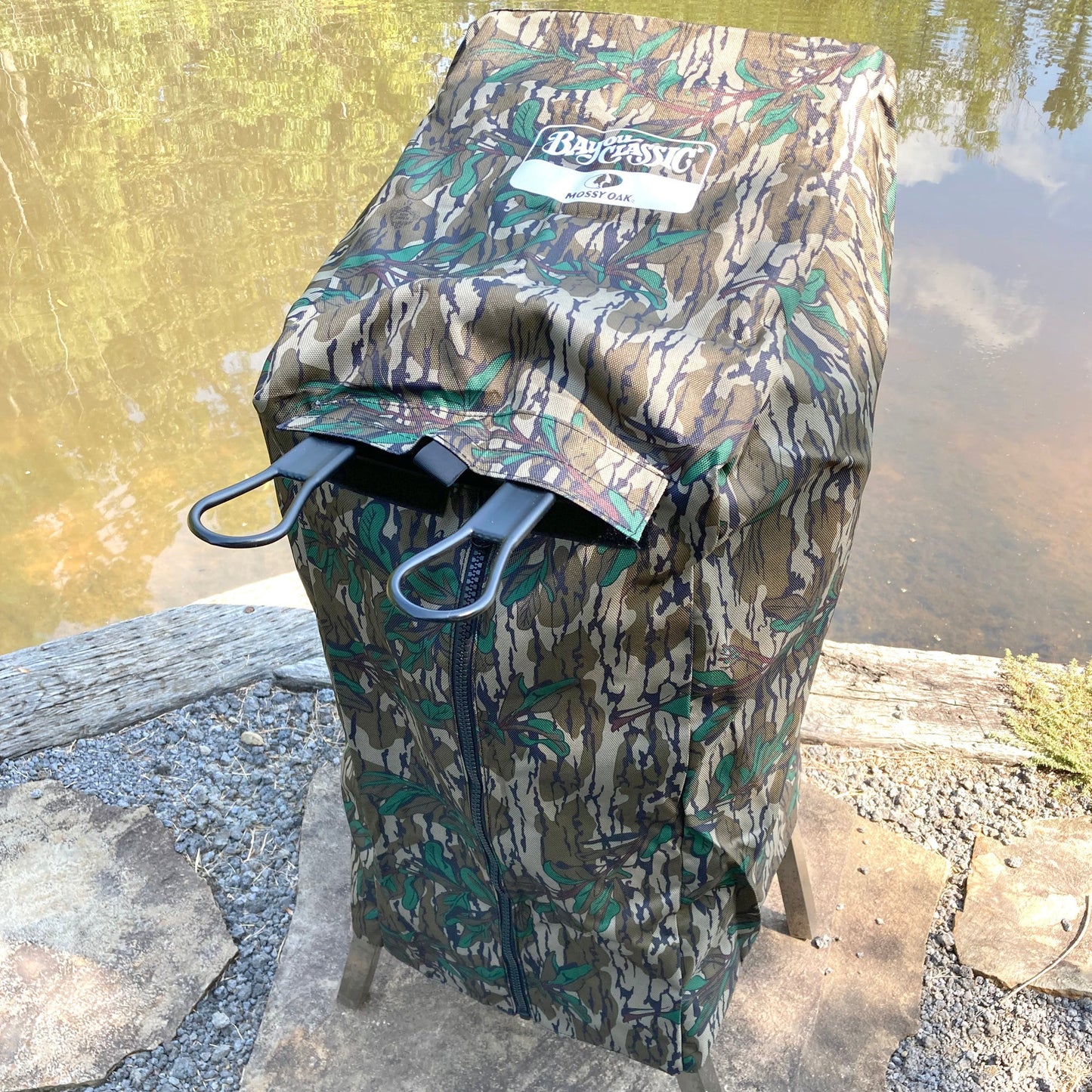 Bayou Classic Outdoor Fitted Fryer Cover for 700-701 4 Gallon Fryer, Mossy Oak