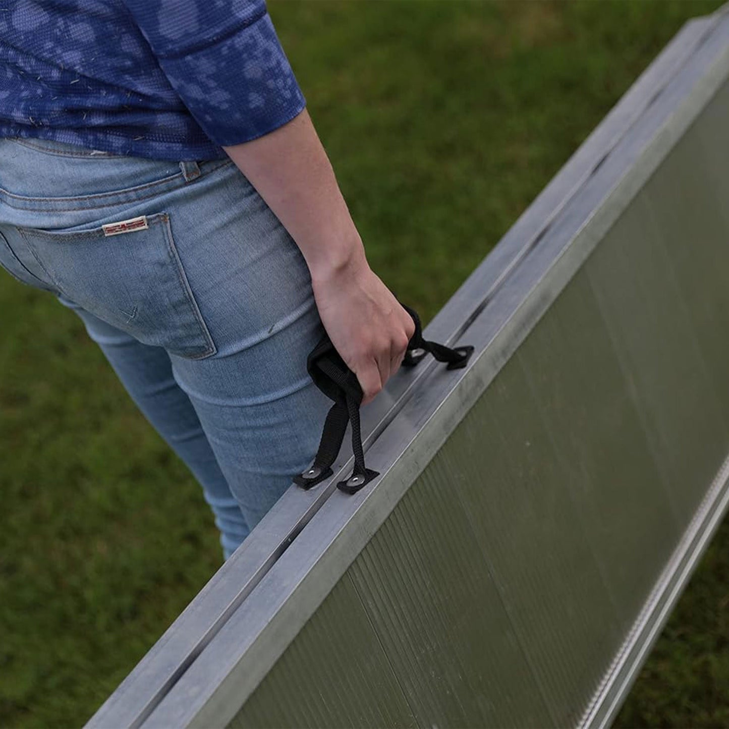 EZ-ACCESS TRAVERSE 8 Foot Singlefold Edgeless Portable Loading Ramp, Silver