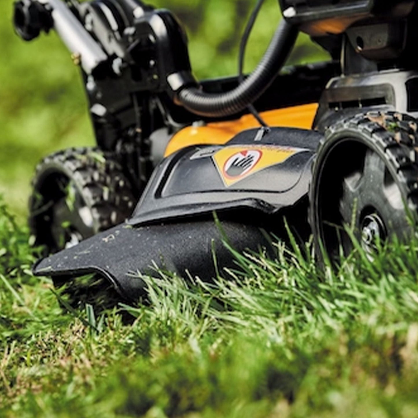 DEWALT 20V MAX Self Propelled 21.5" Automatic Brushless Lawn Mower with Charger