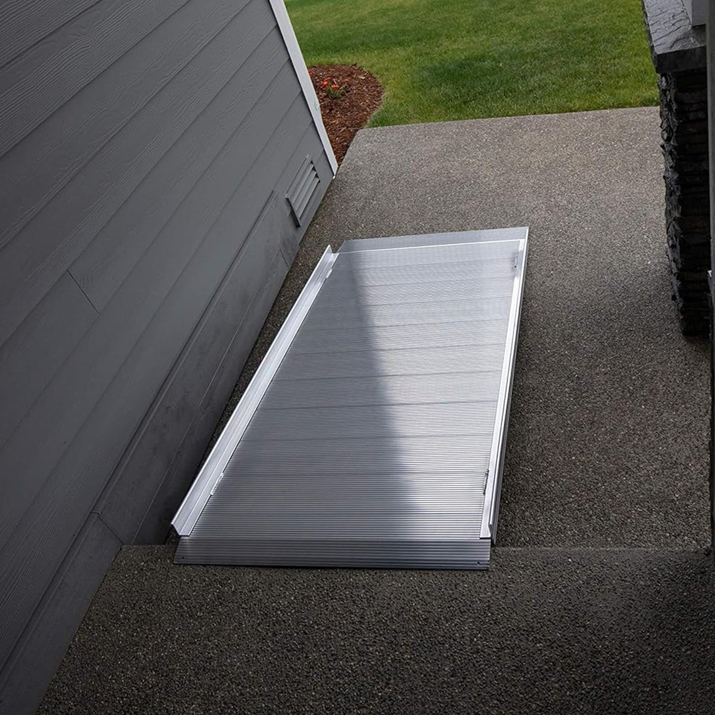 EZ-ACCESS GATEWAY 3G 10 Foot Solid Surface Aluminum Portable Wheelchair Ramp