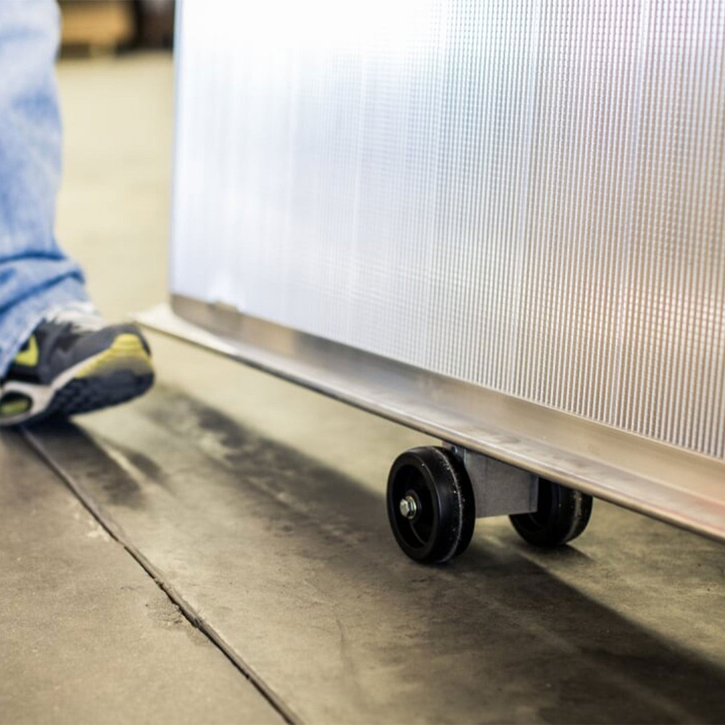 EZ-ACCESS TRAVERSE Aluminum Walk Ramp Wheel Kit with Reinforced Hook, Silver