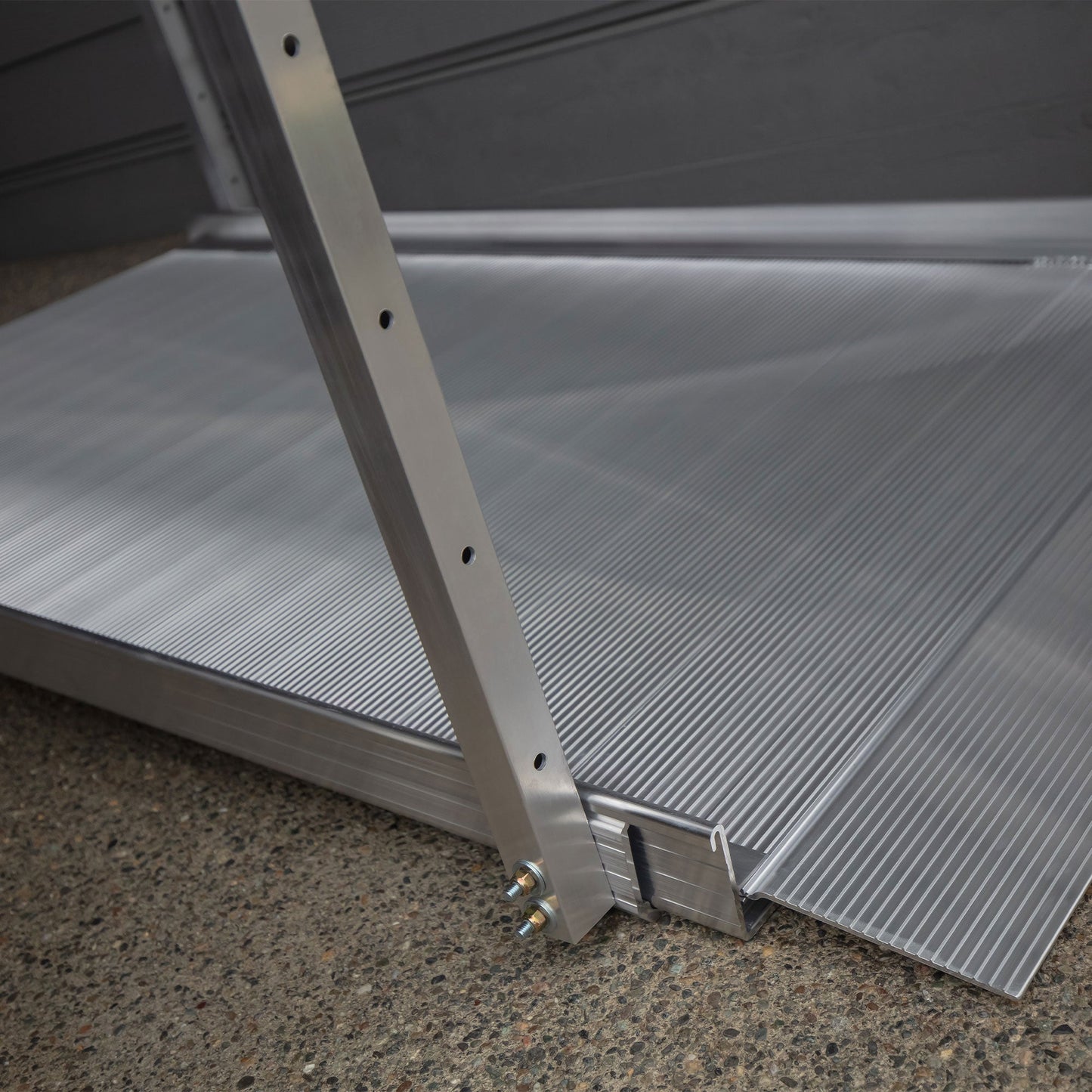 EZ-ACCESS GATEWAY 3G 9 Foot Solid Surface Aluminum Portable Wheelchair Ramp