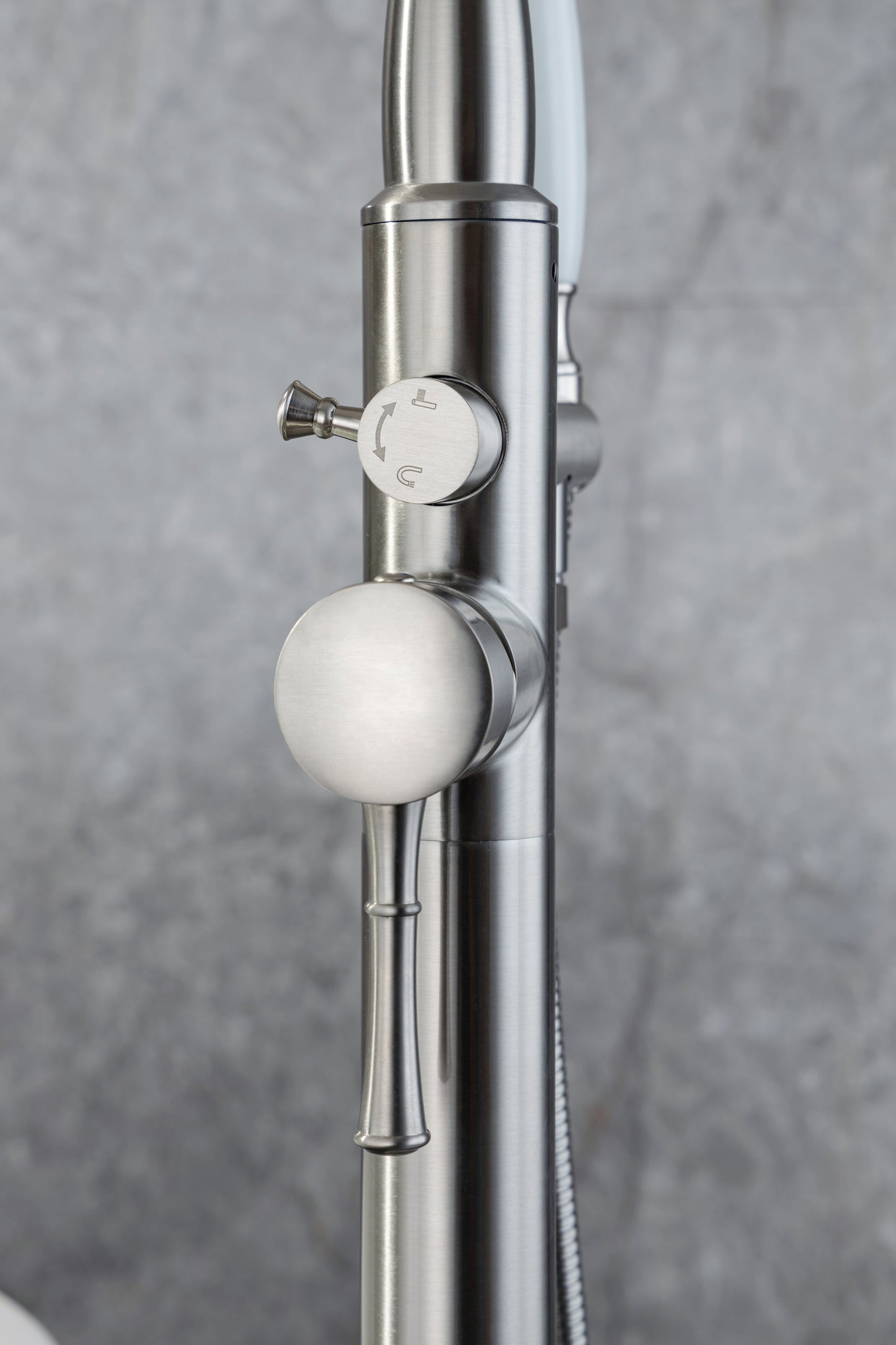 Freestanding Bathtub Faucet Tub Filler Free Standing Matte Black Tub Faucet Classic Brass Stand Alone Clawfoot Tub faucet Soaking Tub Fillers Floor Mount Tub Filler with handheld shower