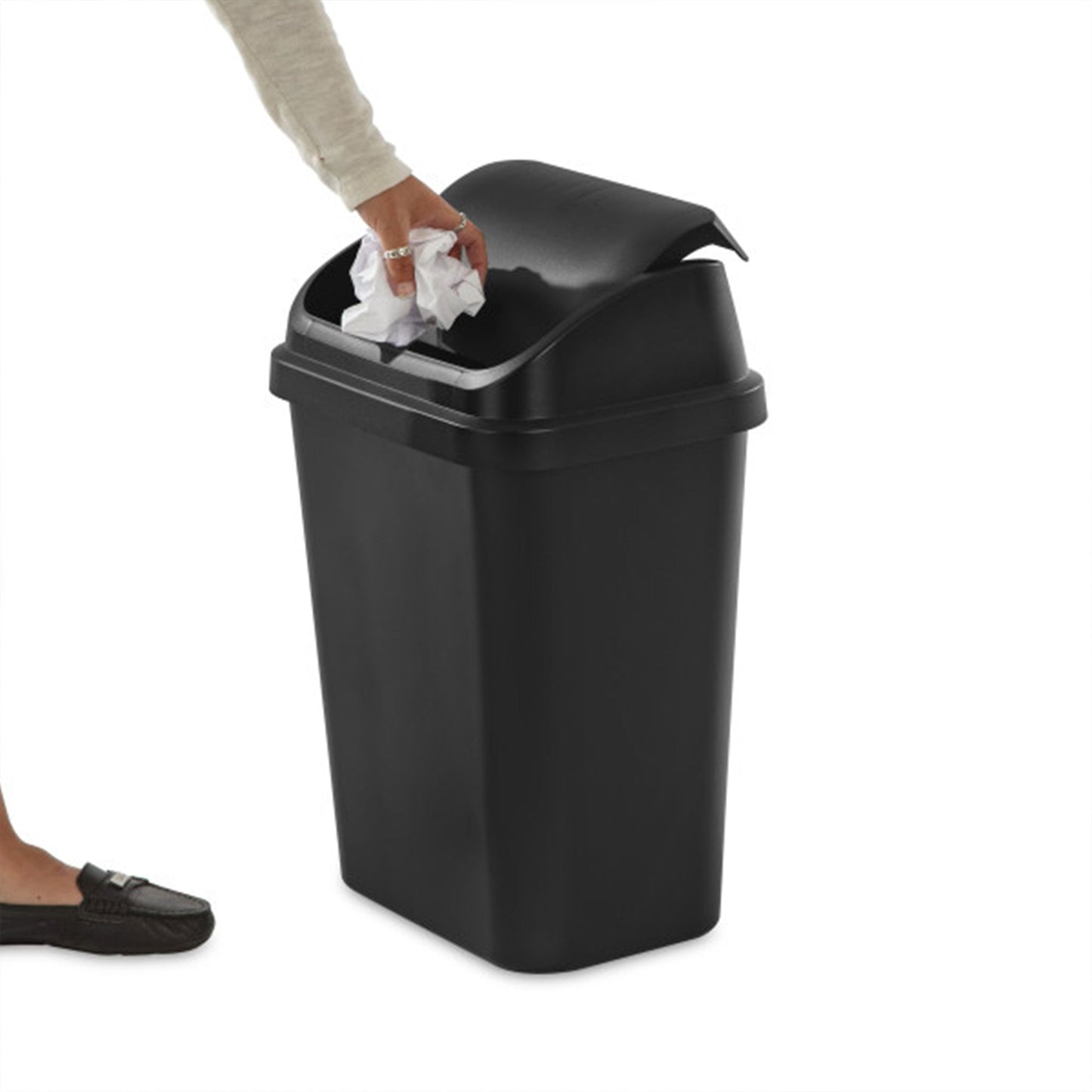 Sterilite 7.8 Gallon SwingTop Kitchen Wastebasket Trash Can, Black (12 Pack)