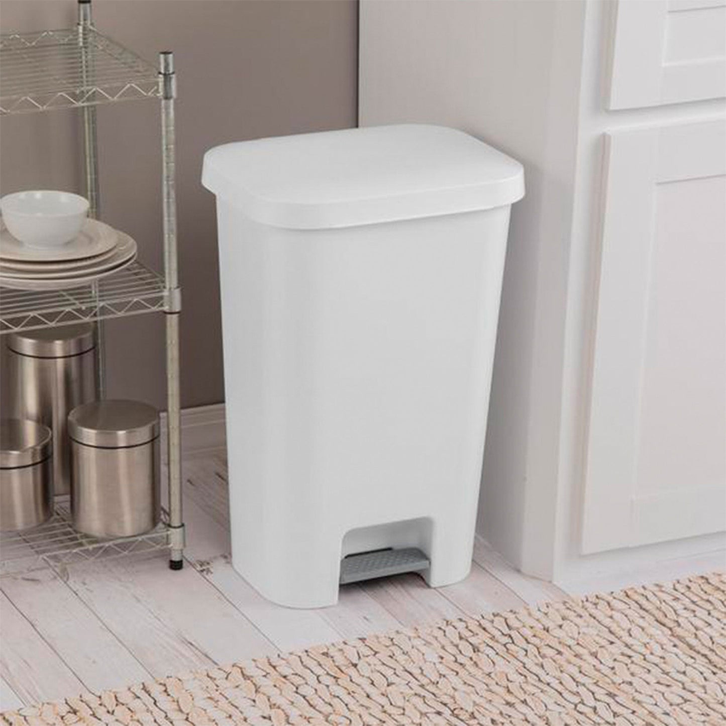 Sterilite 11.9 Gal Rectangle Step On Trash Kitchen Wastebasket, White (4 Pack)