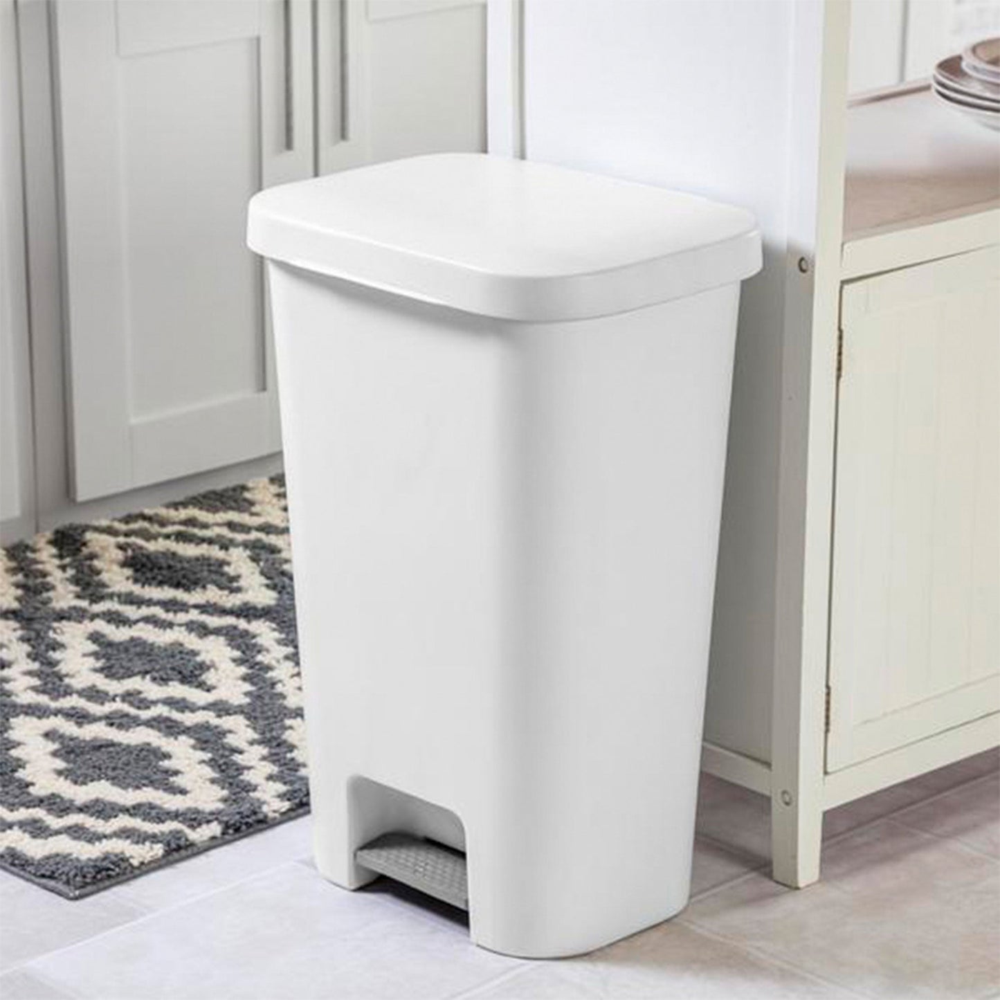 Sterilite 11.9 Gal Rectangle Step On Trash Kitchen Wastebasket, White (16 Pack)