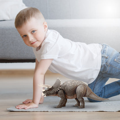 Jurassic World Triceratops Dinosaur Toy Habitat Defender Figure for 4 Years Plus