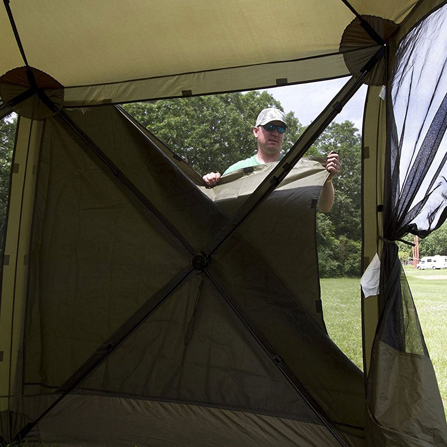 CLAM Quick Set Venture 9x9 Ft Portable Canopy + Clam Quick Set Screen (2 Pack)