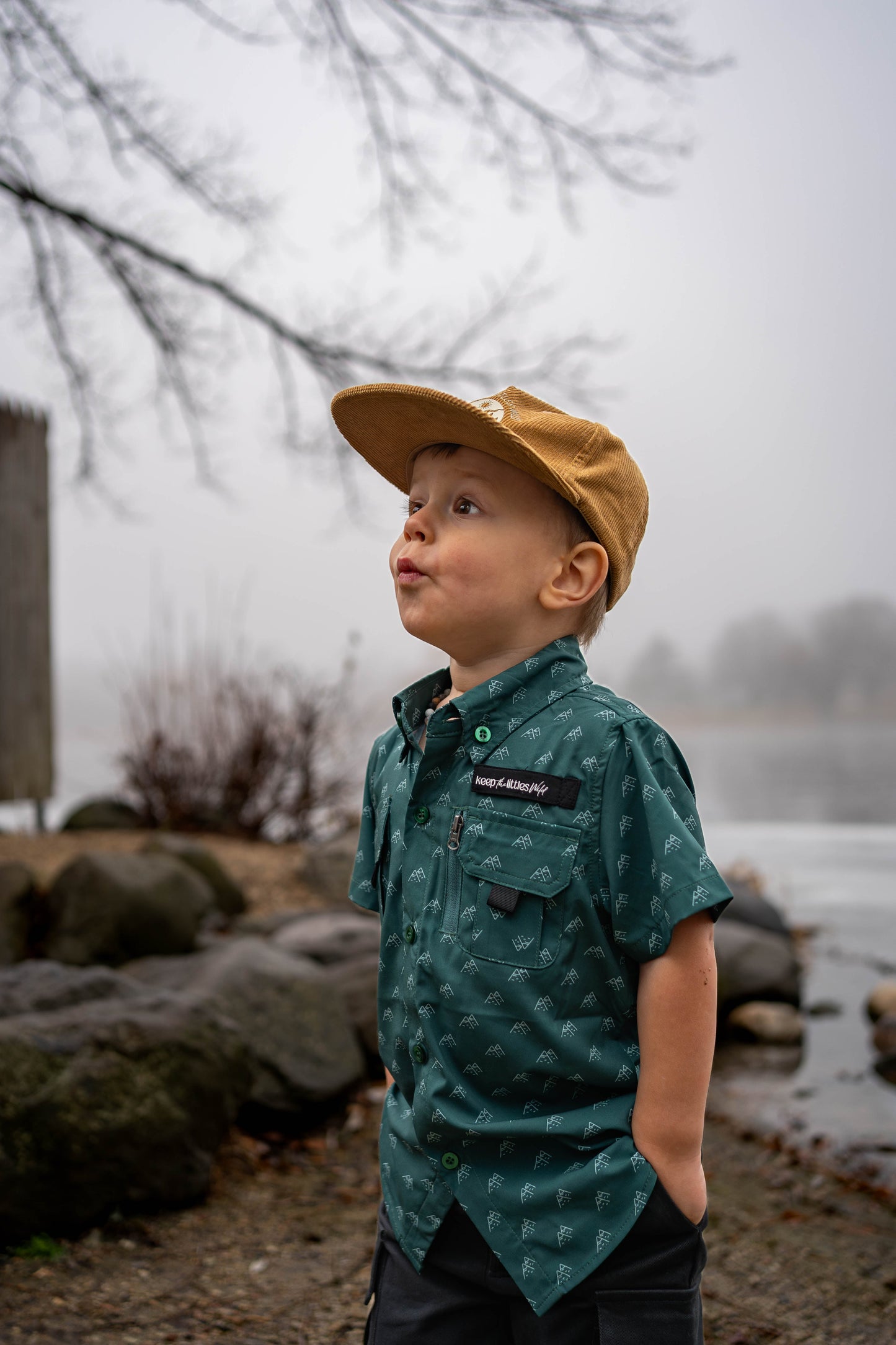 Fishing shirt button up- green mountains