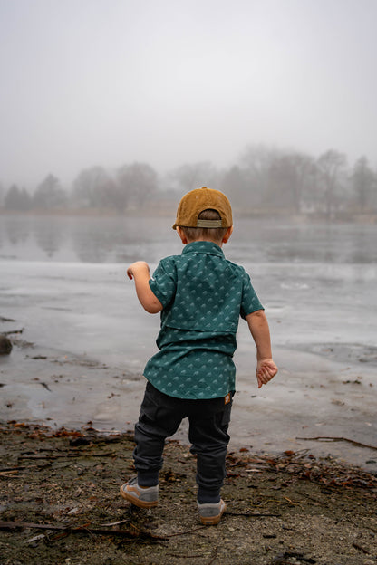 Fishing shirt button up- green mountains