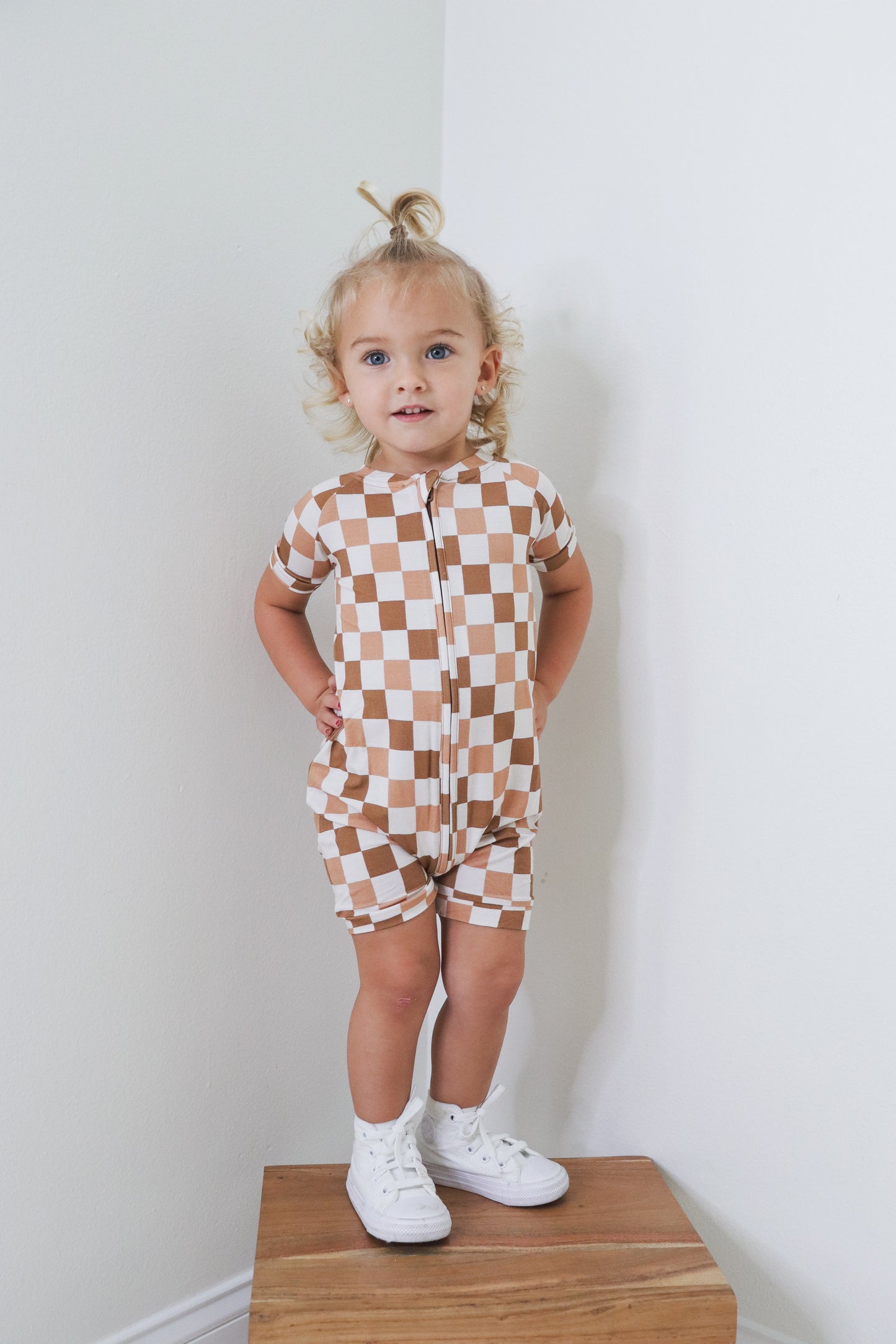 CHESTNUT CHECKERS DREAM SHORTIE