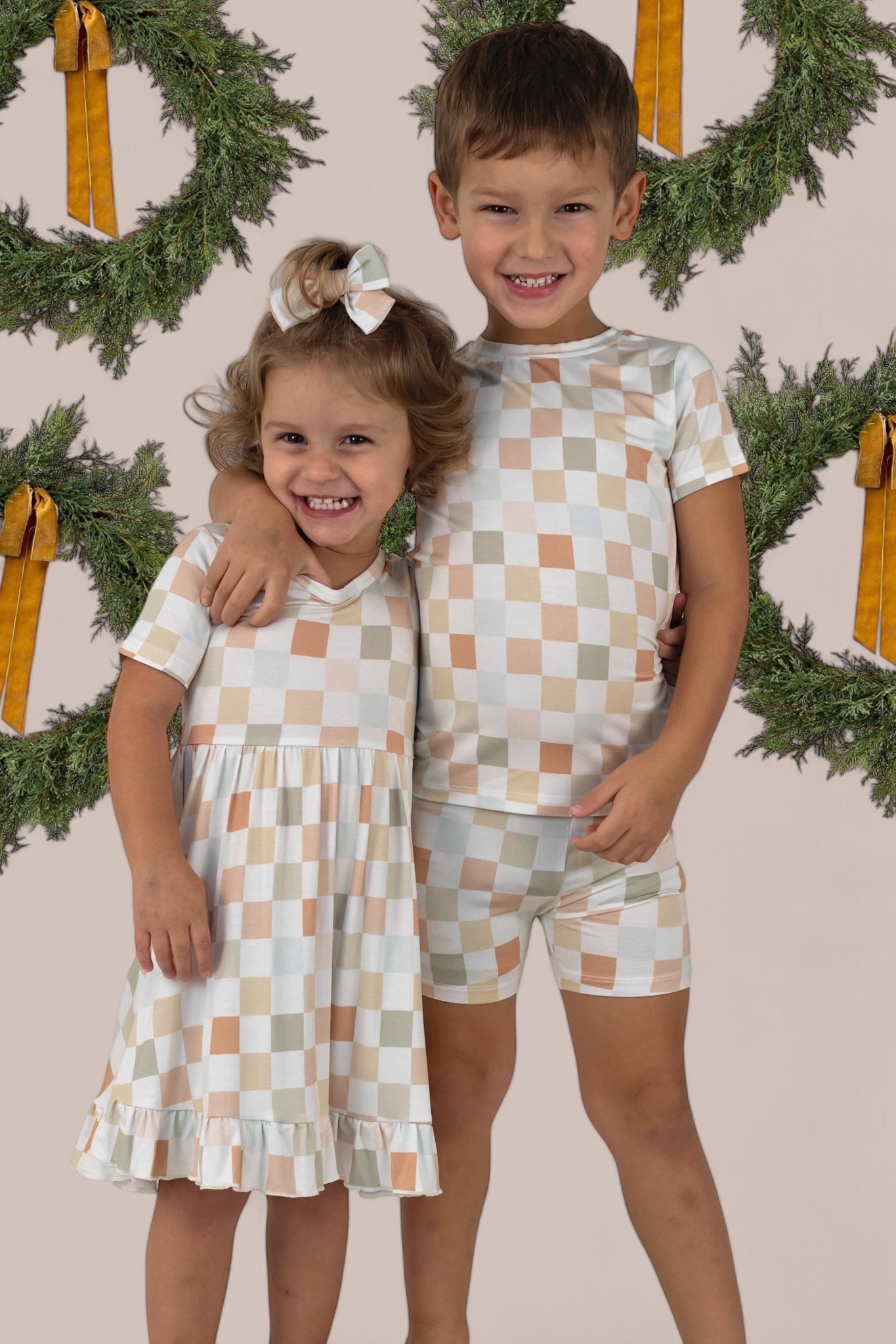 MUTED CHECKERS DREAM SHORT SET