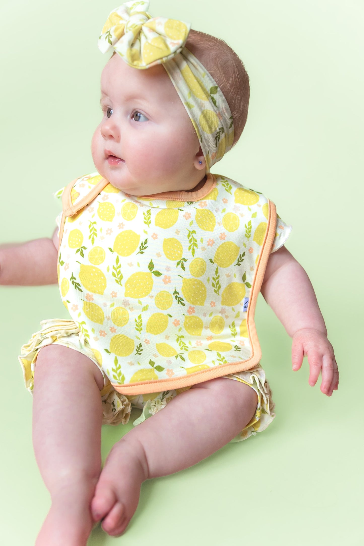 LEMON BLOSSOMS DREAM BABY BIB