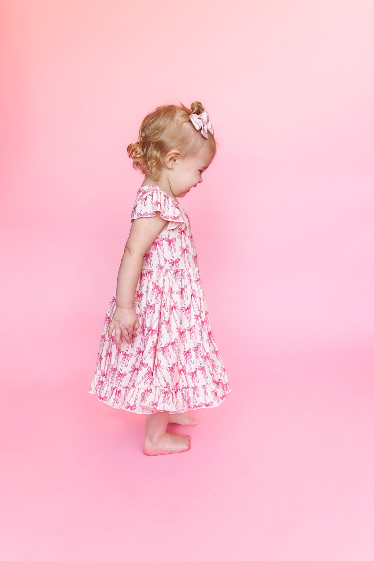 BOW CUTE DREAM RUFFLE DRESS