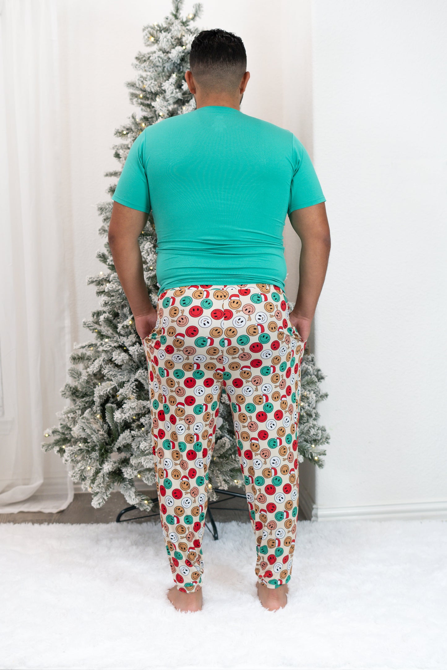 FEELIN' JOLLY MEN'S DREAM JOGGER SET