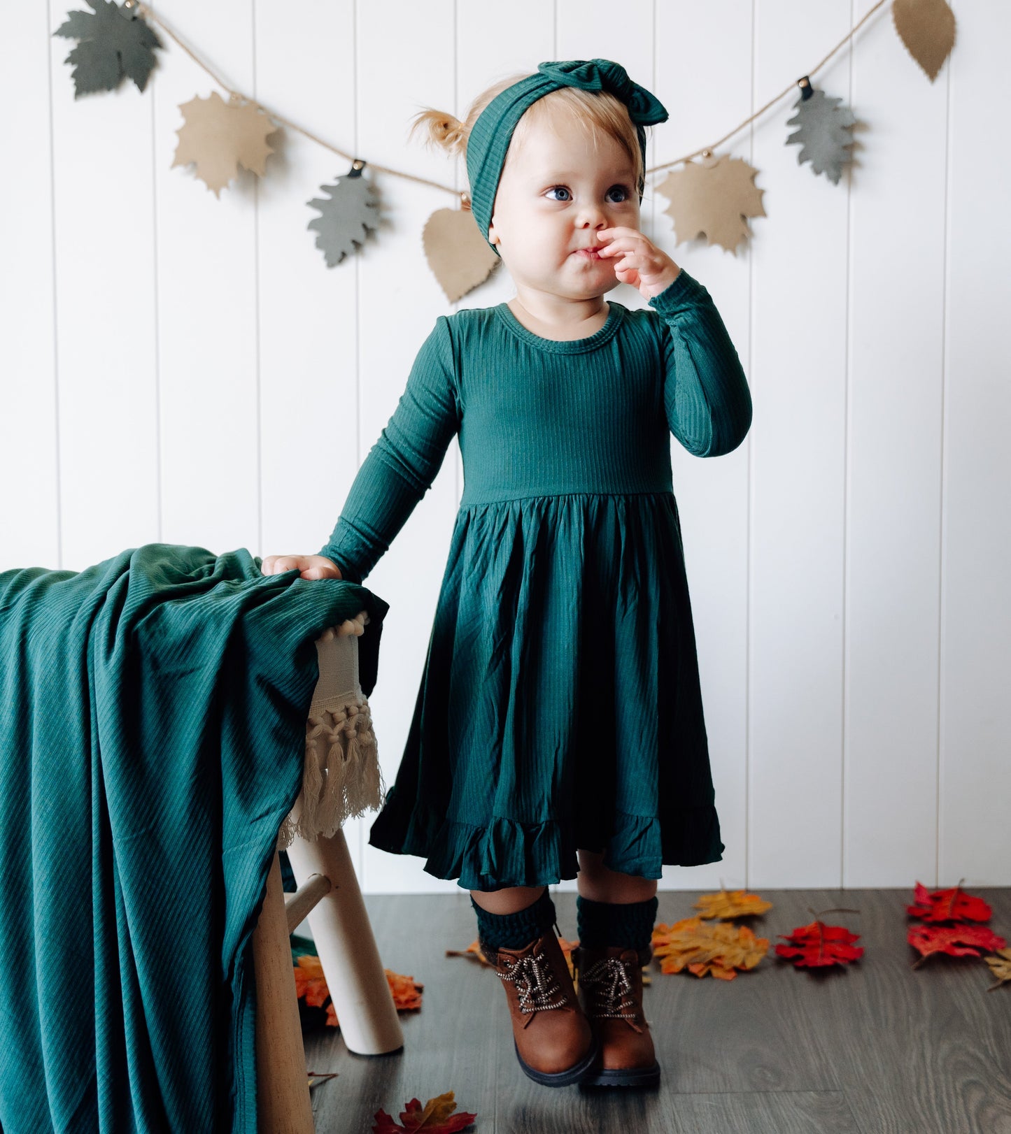 EVERGREEN RIB DREAM RUFFLE DRESS