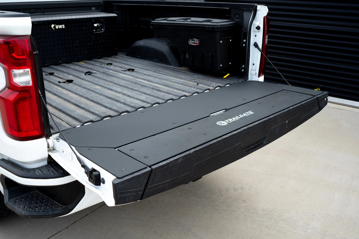 Trailgate Panel for Chevy Silverado (Multi-Flex)