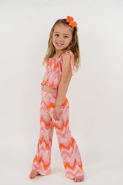 GROOVY FLORAL DREAM SMOCKED FLARE SET