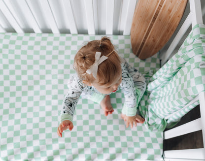 MINT CHECKERS DREAM CRIB SHEET