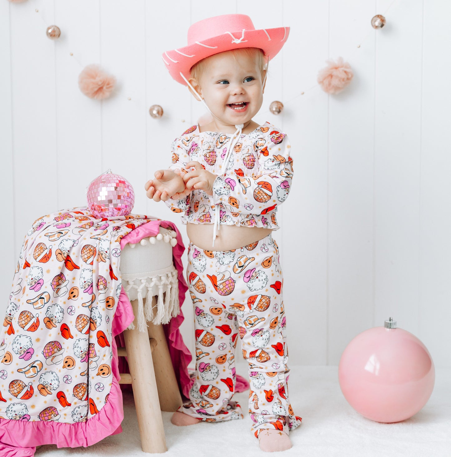 COWGIRL CLAUS DREAM SMOCKED FLARE SET