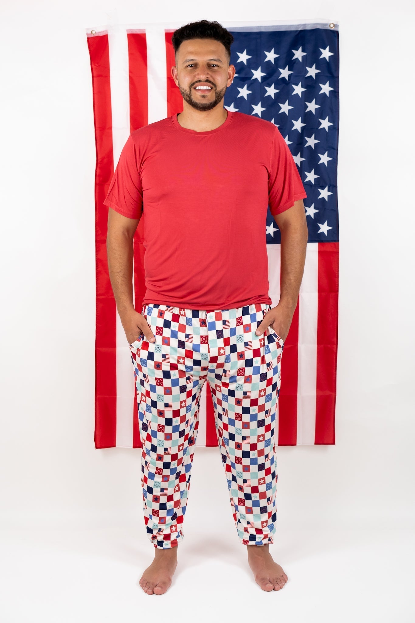 HOME OF THE FREE CHECKERS MEN'S DREAM JOGGER SET