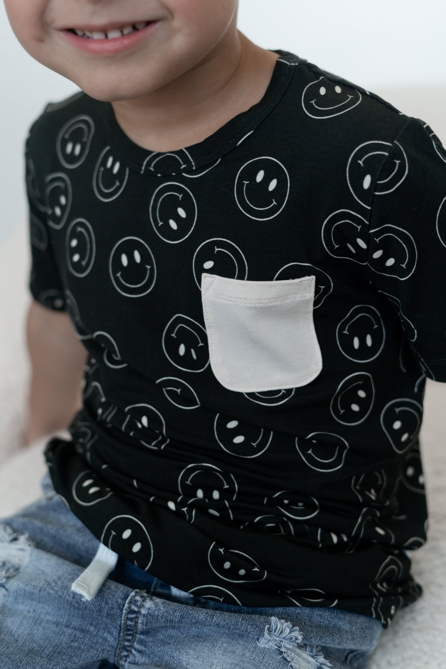 MIDNIGHT SMILES DREAM POCKET TEE